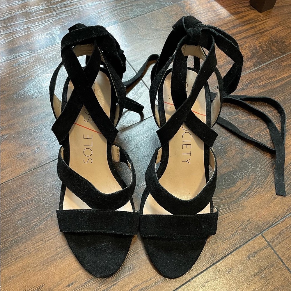 Size 5 black strappy high heels